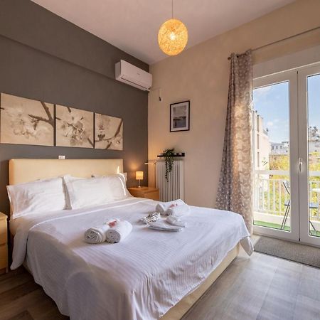 Renovated Lovely Apartment Near To Acropolis Atenas Exterior foto