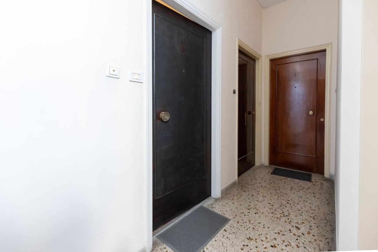 Renovated Lovely Apartment Near To Acropolis Atenas Exterior foto