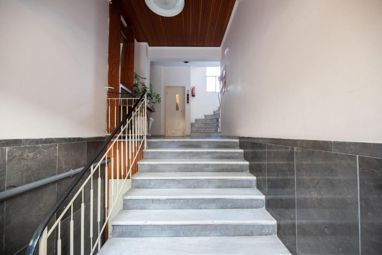 Renovated Lovely Apartment Near To Acropolis Atenas Exterior foto